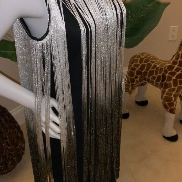 “Eden” dress with silver threads - Picture 3 of 9